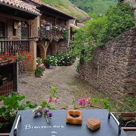 Posada Reserva Verde Bárcena Mayor Exteriör bild